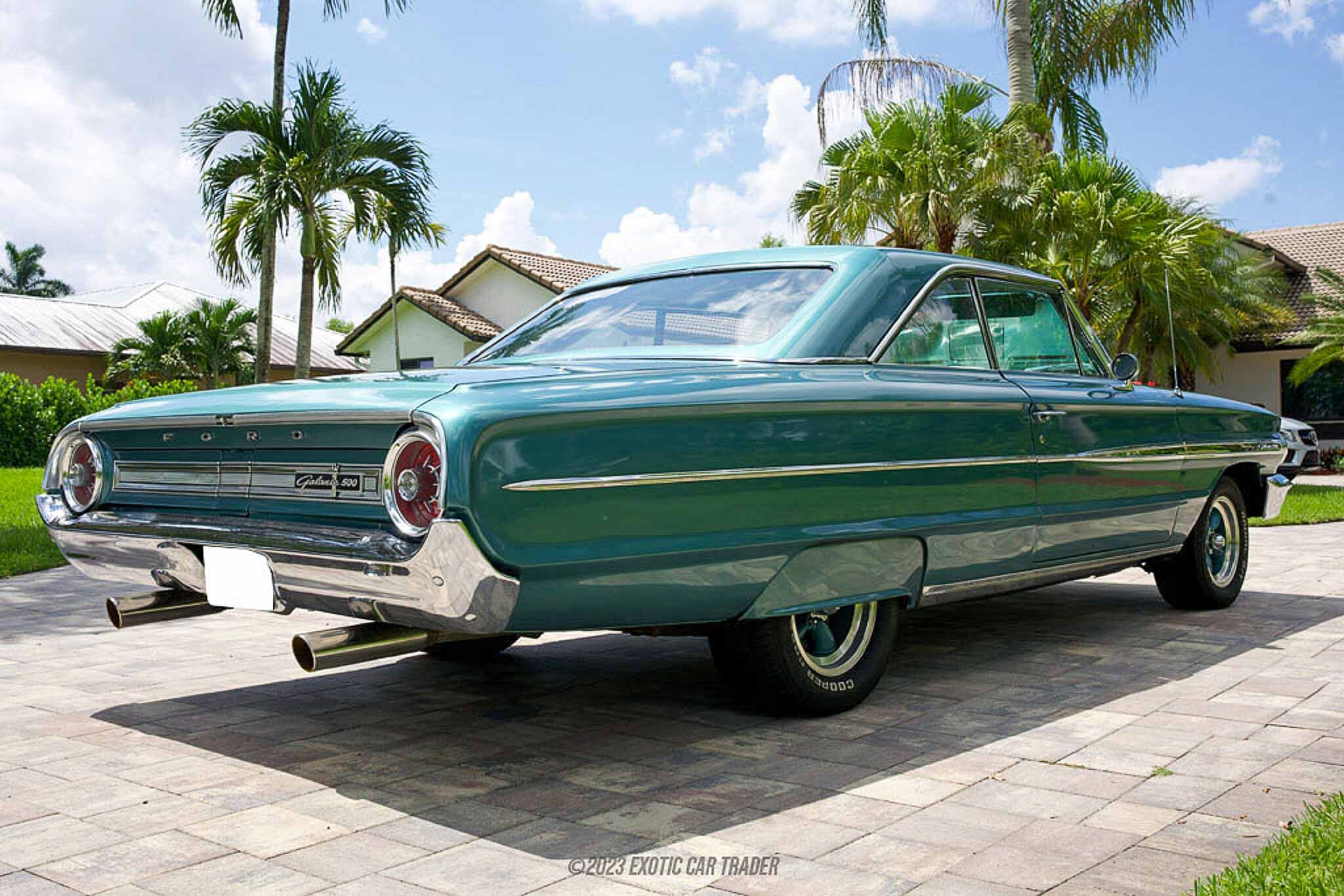 １９６４　ＦＯＲＤ　ＧＡＬＡＸＩＥ　５００　【１／１８】新品、未使用 1964 Ford Galaxie 500 - Haywood Motors